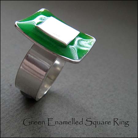 R - Green Enamelled Square Ring